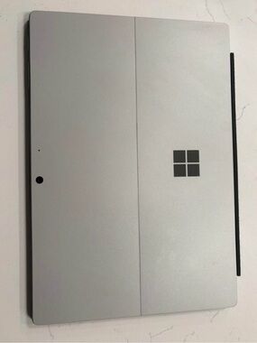 Microsoft Surface pro 7 Tablet in Silver